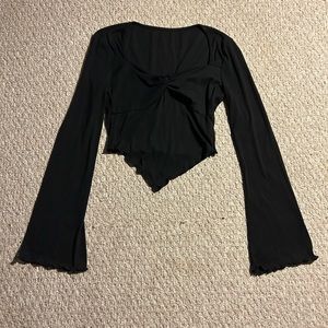 SHEIN BAE Trumpet Sleeve Lettuce Trim Twist Hanky Hem Crop Tee